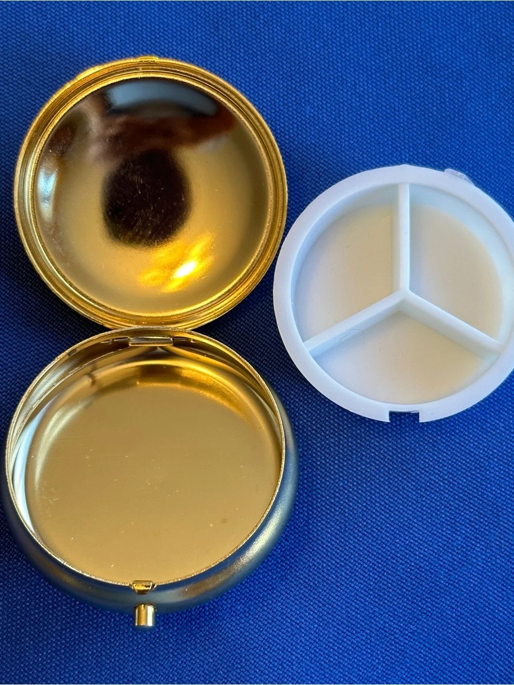 Decorative Austria Crest Divided Pill Box in Black and Gold. Like New